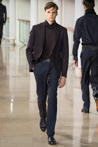Look 42